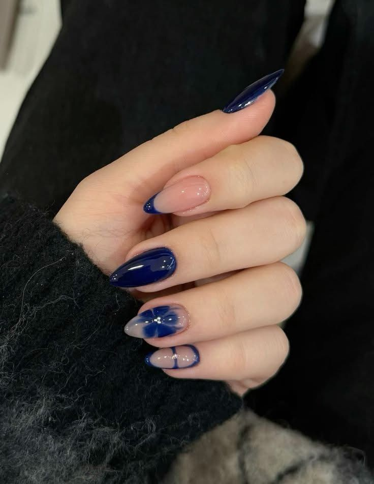 Blue Glitter Gradient
