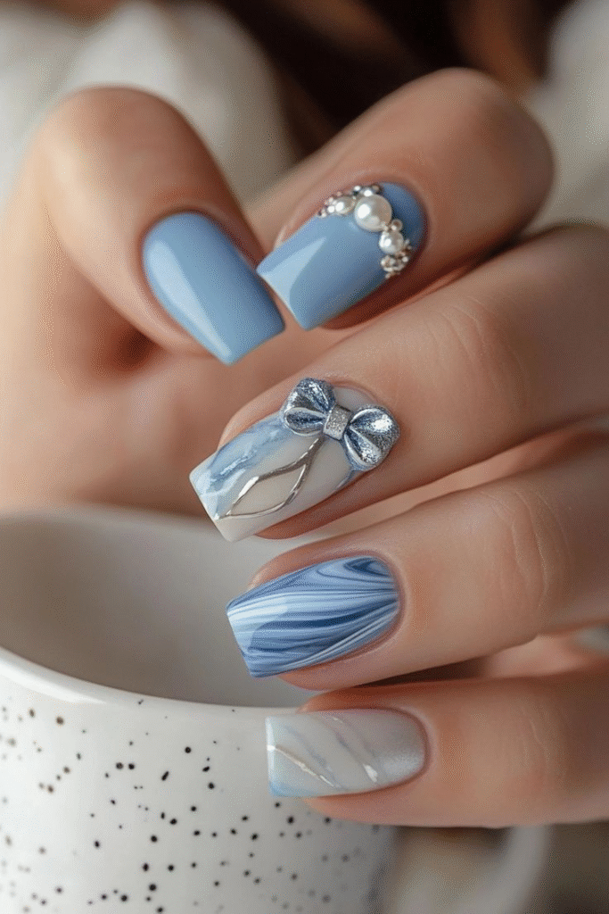 Tonal Blue Mix