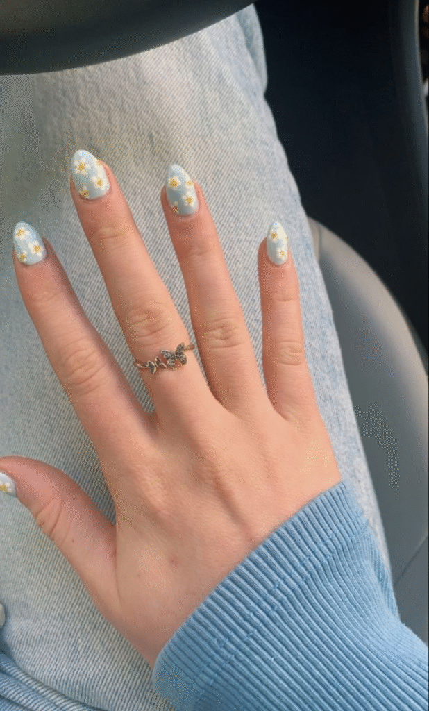 Blue Tips with Daisies